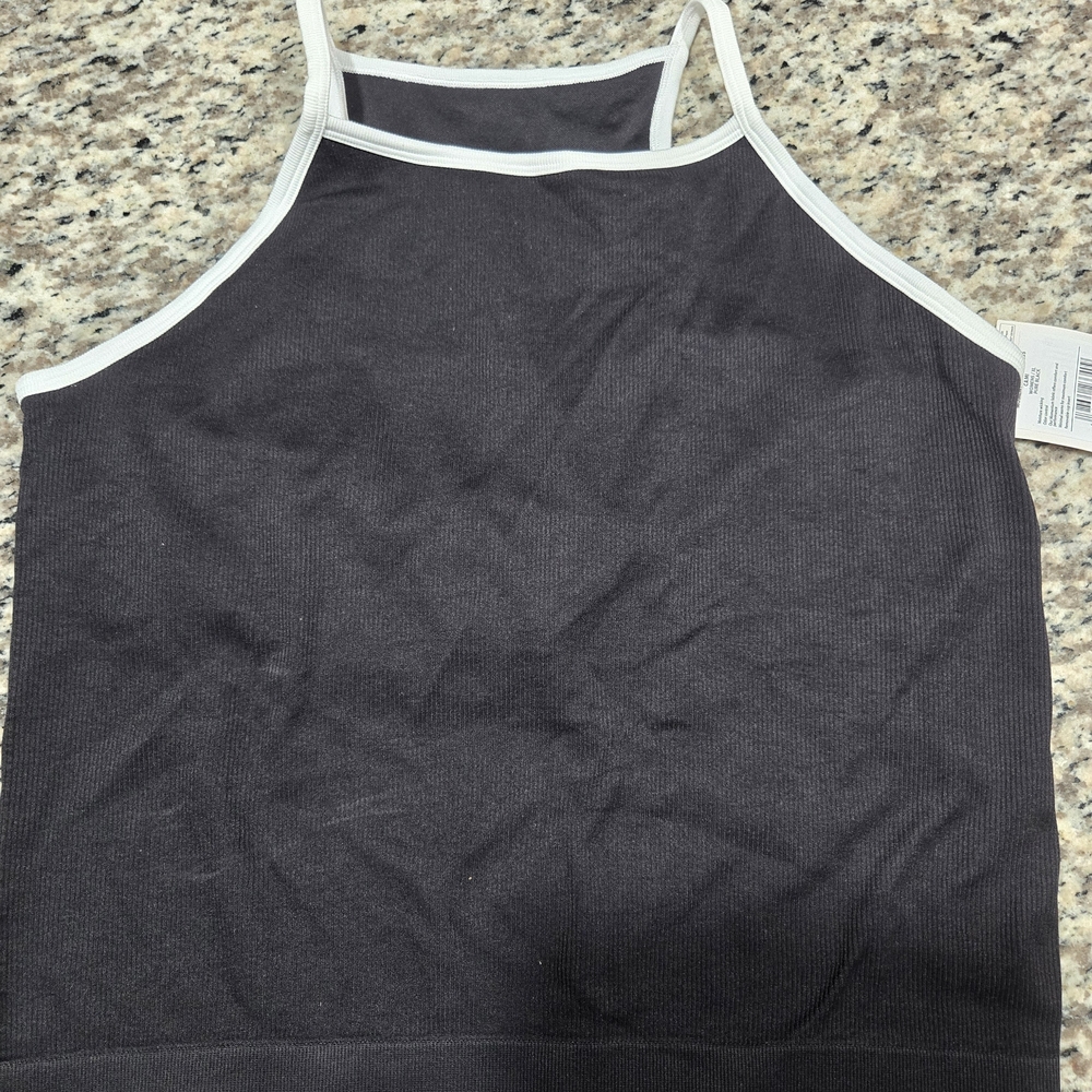 DSG Charcoal Top with Ivory Accents
